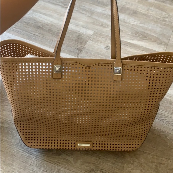 Purse - Picture 2 of 5